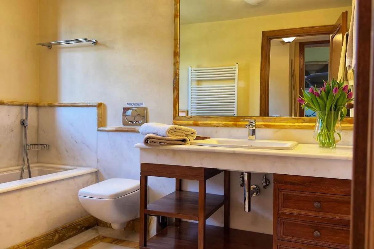 Suite Luce At Villa Santa Lucia Nuova San Casciano in Val di Pesa Italia