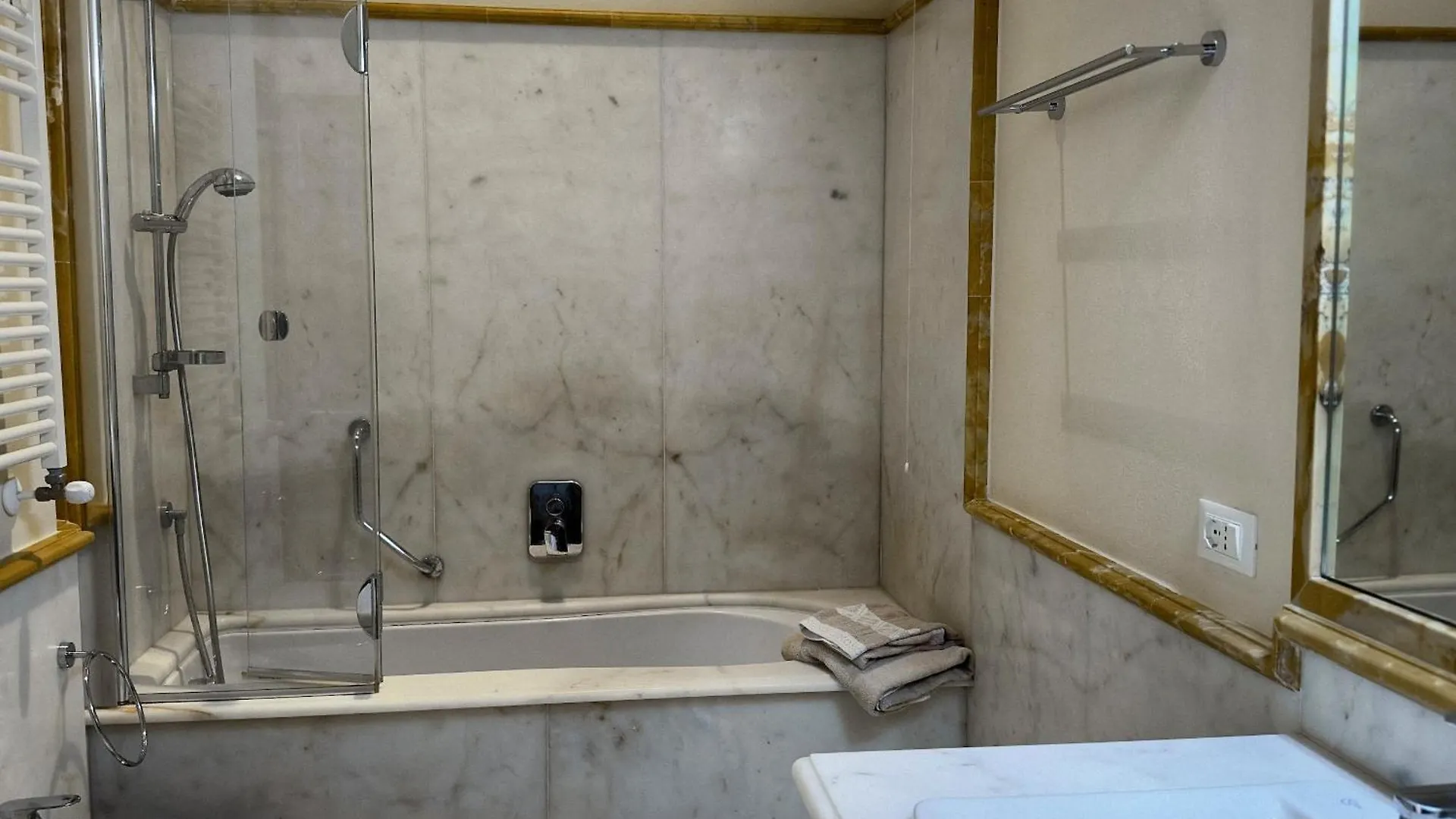Suite Luce At Villa Santa Lucia Nuova San Casciano in Val di Pesa 0*,  Italia